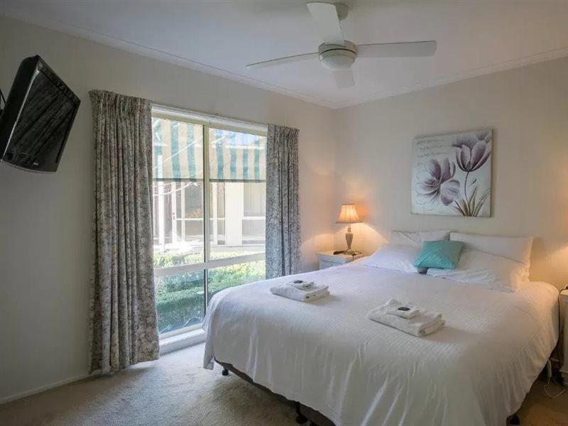 The Birch House - Silver Birches Accommodation 브라이트 외부 사진