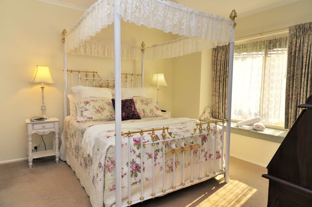 The Birch House - Silver Birches Accommodation 브라이트 외부 사진