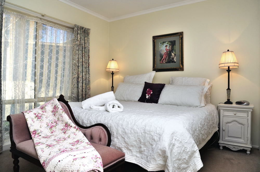 The Birch House - Silver Birches Accommodation 브라이트 외부 사진