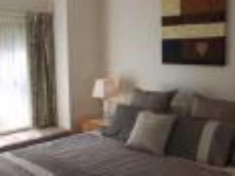 The Birch House - Silver Birches Accommodation 브라이트 외부 사진