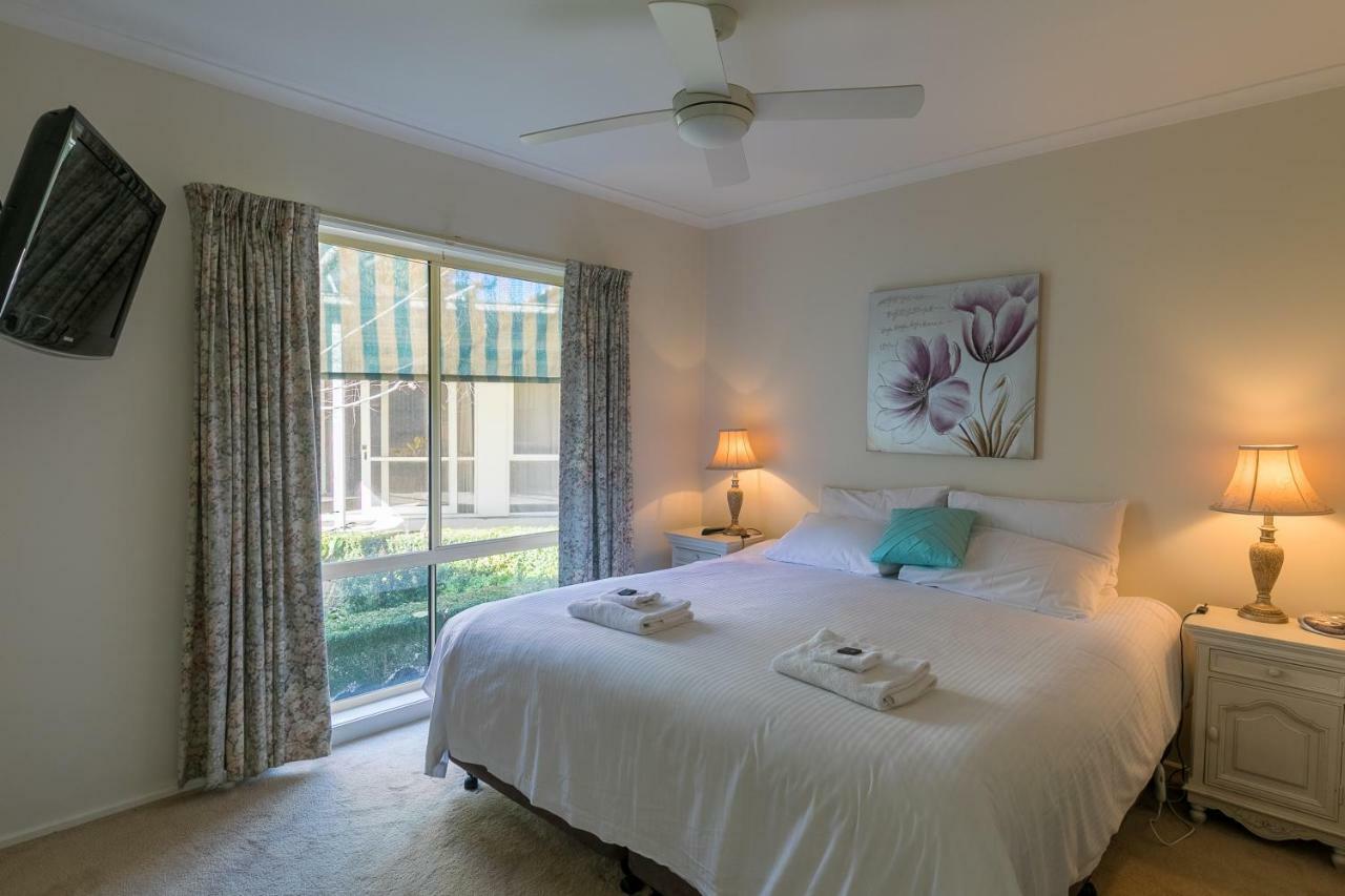 The Birch House - Silver Birches Accommodation 브라이트 외부 사진